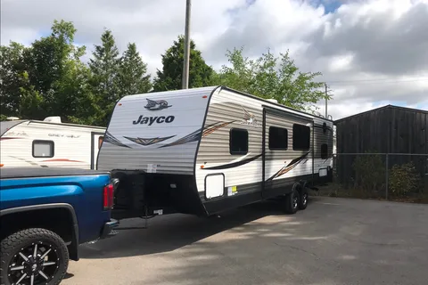 Nathan's Jayco 28BHBE Travel Trailer