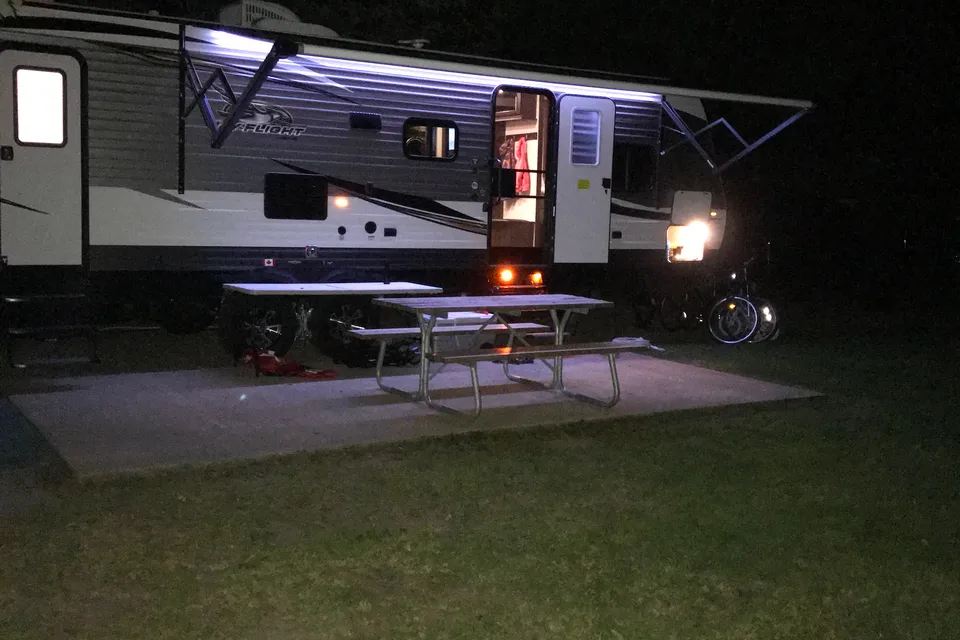 Nathan's Jayco 28BHBE Travel Trailer