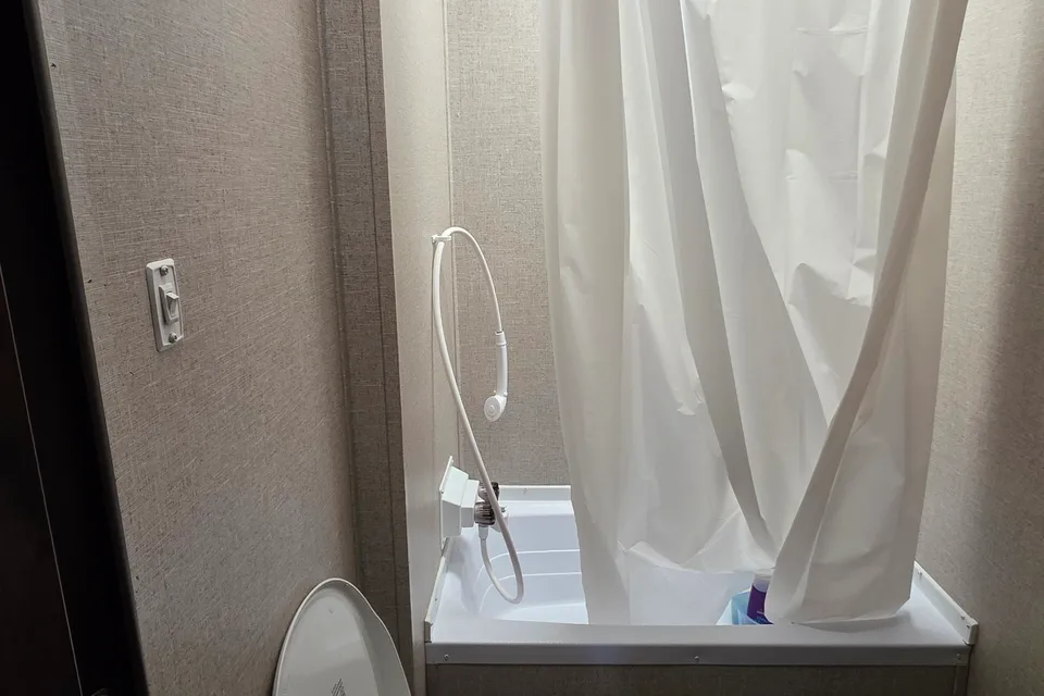 Tamara's Shasta Oasis 26 BH Travel Trailer