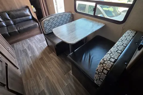Tamara's Shasta Oasis 26 BH Travel Trailer