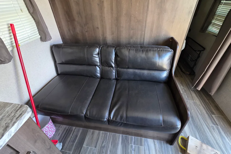 Tamara's Shasta Oasis 26 BH Travel Trailer
