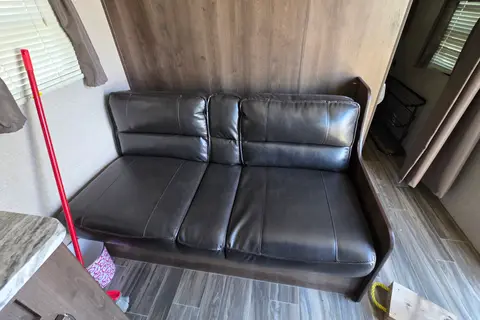 Tamara's Shasta Oasis 26 BH Travel Trailer