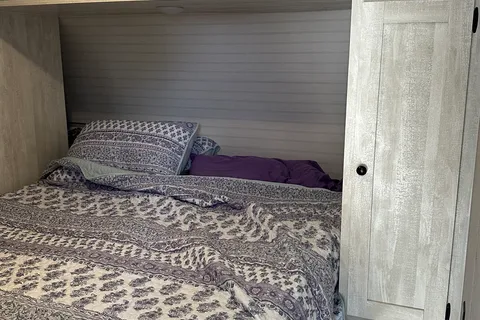 Tracy's Shasta I5 Travel Trailer