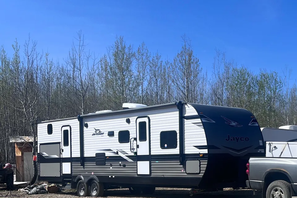 Rylend's Jayco Jayflight 324BDS Travel Trailer