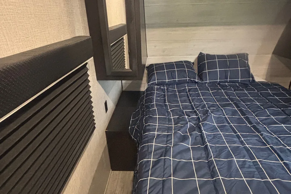 Rylend's Jayco Jayflight 324BDS Travel Trailer