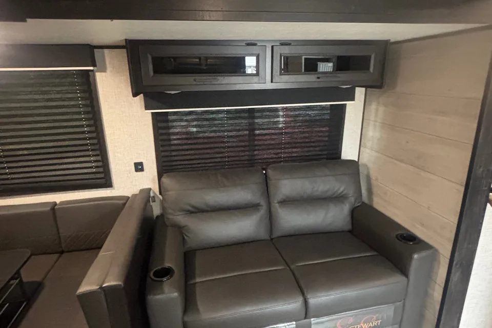 Rylend's Jayco Jayflight 324BDS Travel Trailer