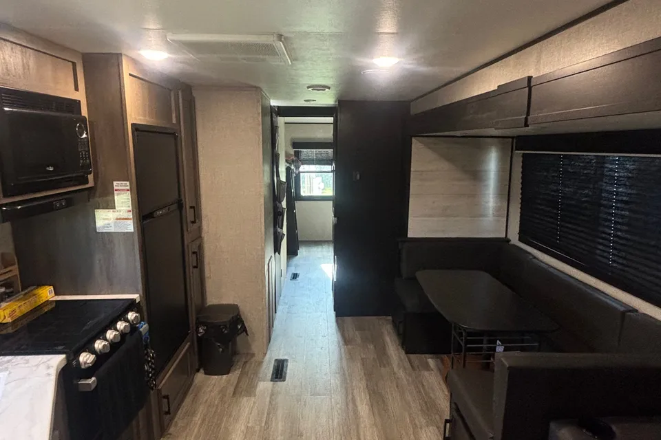Rylend's Jayco Jayflight 324BDS Travel Trailer