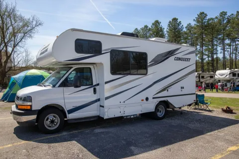 C08 - 6 Sleeper - The RV Rental Factory