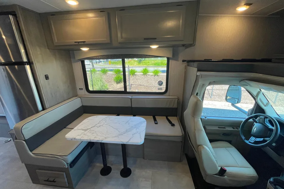 2023 Coachmen Freelander 22XG – Easy to Drive & Fully Equipped