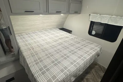 Cameron's Forest River Vibe T26DB Travel Trailer