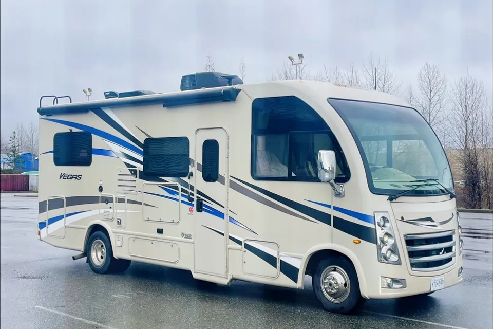“Harvey” the Thor Motor Coach Vegas 24.1 Class A