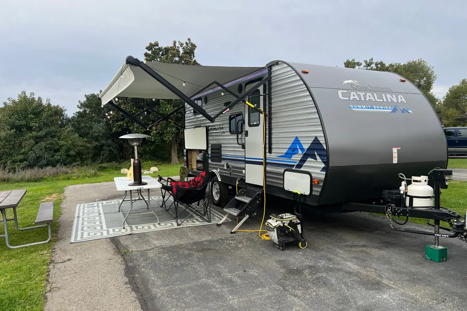 Coachmen Catalina Summit Series 7 Travel Trailer