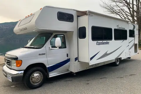 Mark's Coachmen Freelander Class C