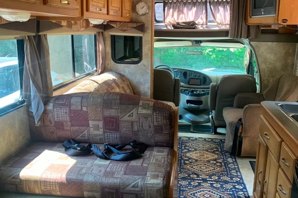 Mark's Coachmen Freelander Class C