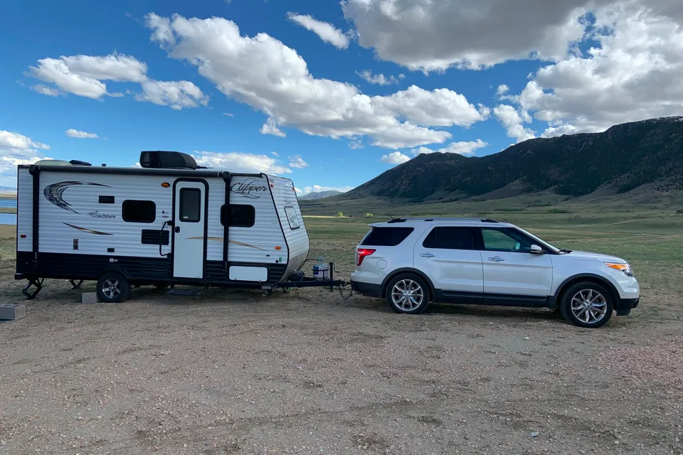 ULTRA LIGHT Coachmen Clipper Travel Trailer STARLINK WIFI AVAIALBLE!