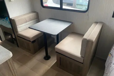 Palomino Puma Ultra Lite Travel Trailer