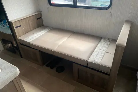 Palomino Puma Ultra Lite Travel Trailer