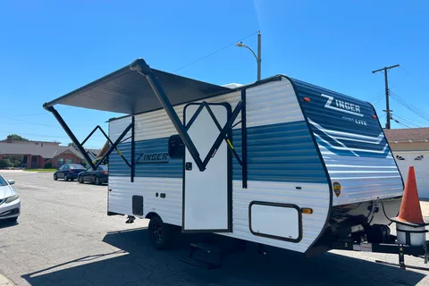 Melva's Crossroads Zinger Travel Trailer
