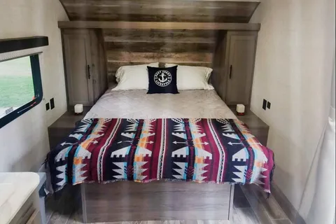 Kootenay Kampers's Gulf Stream Highwood River  Travel Trailer