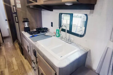 Kootenay Kampers's Gulf Stream Highwood River  Travel Trailer