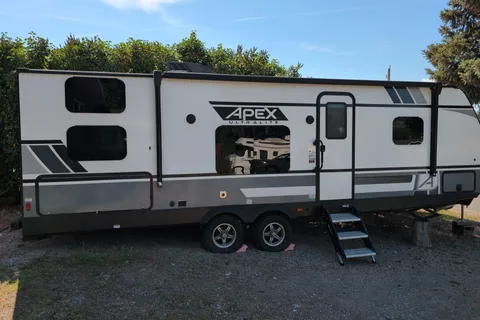 Apex Bunkhouse Travel Trailer