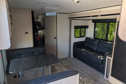 Apex Bunkhouse Travel Trailer