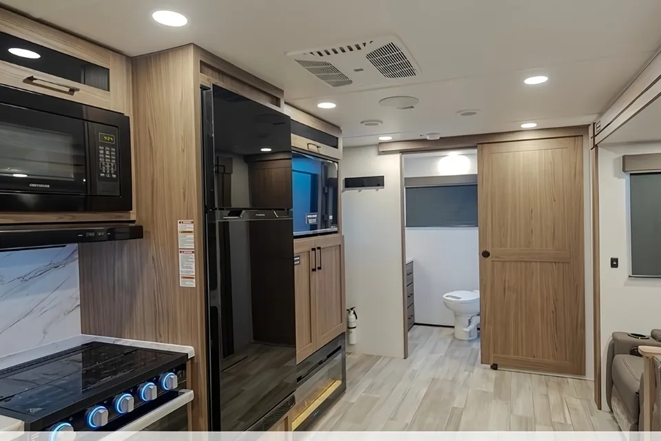2024 Alliance RV 262RB Travel Trailer 30' - 50amp