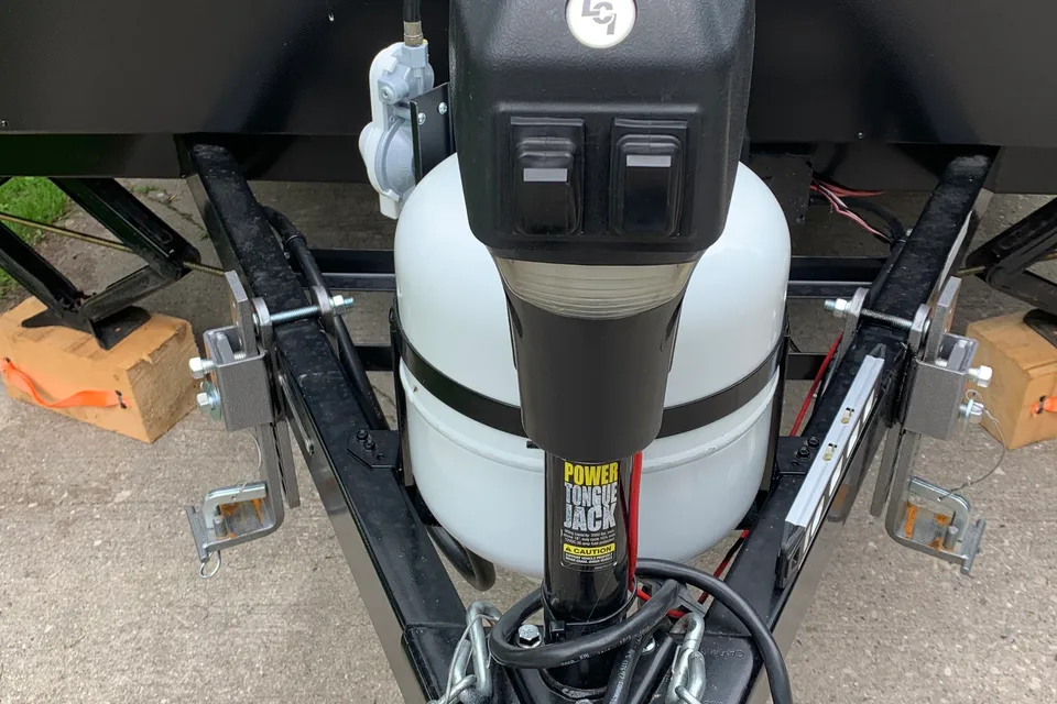 Klassen’s Venture RV Sonic Lite Travel Trailer