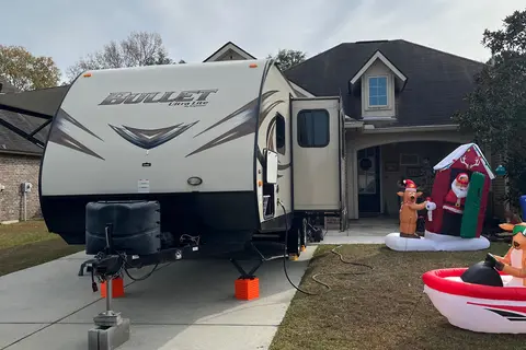 Family friendly Keystone Travel Trailer