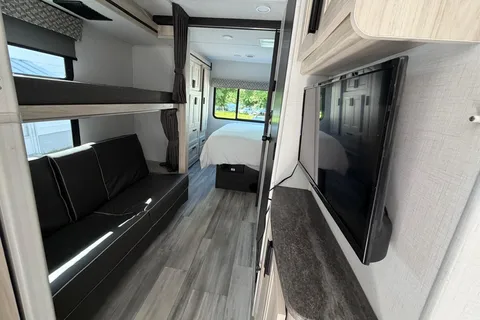 GoTripi's Forest River Forester 3251LE Class C ("Palace on Wheels")