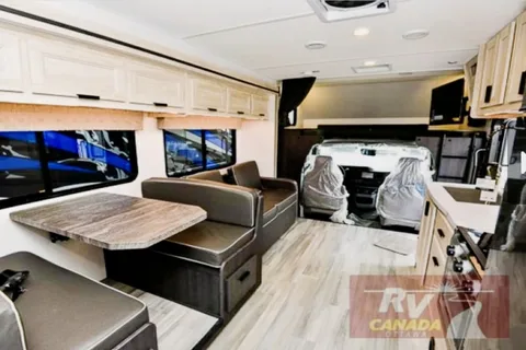 Adam's 2023 Fun in the Sunseeker Class C