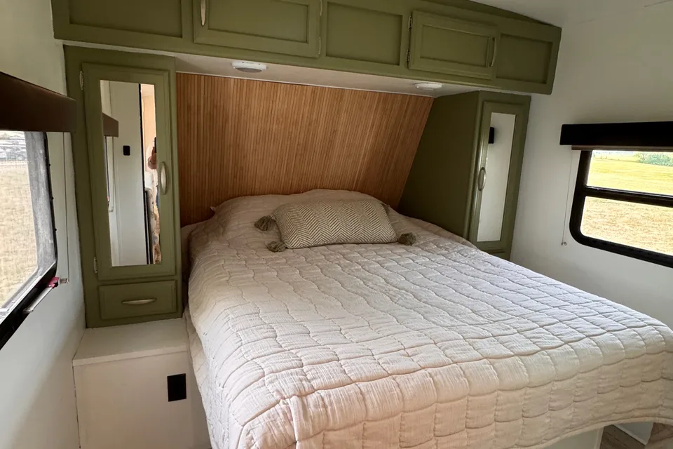 Inochi's Grand Design Imagine - Cozy Camper