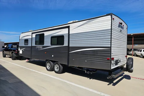Spacious 2019 Avenger ATI