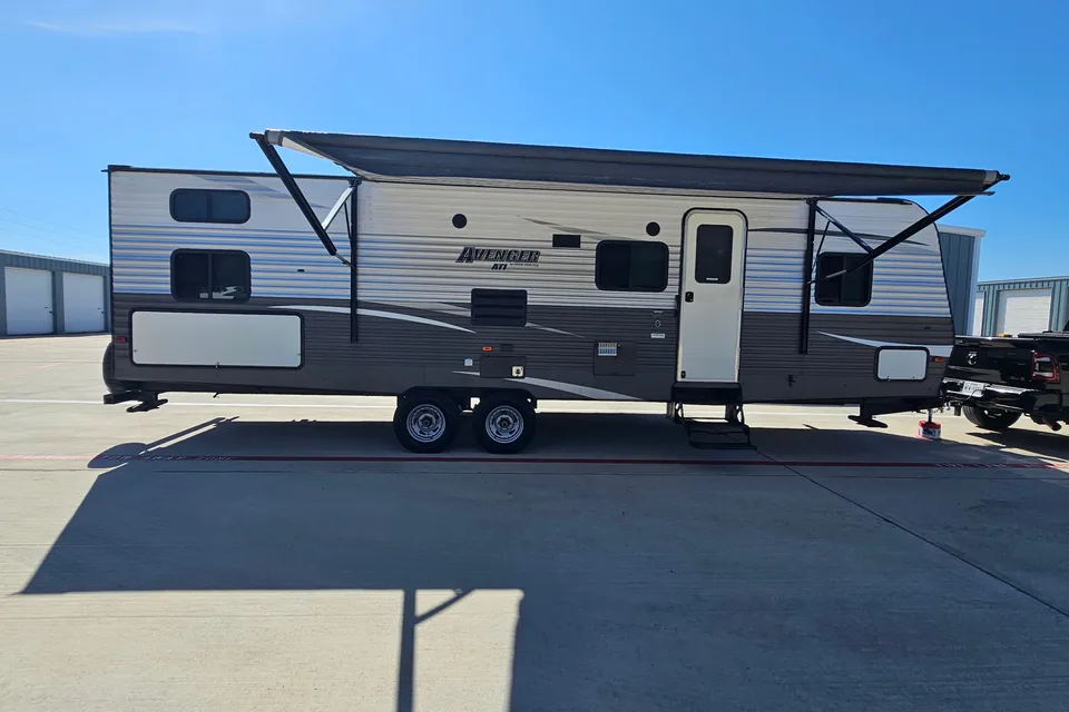 Spacious 2019 Avenger ATI