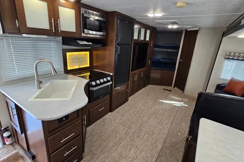 Spacious 2019 Avenger ATI