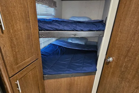 Spacious 2019 Avenger ATI