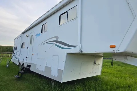 Joseph's Citation Supreme Fifth Wheel
