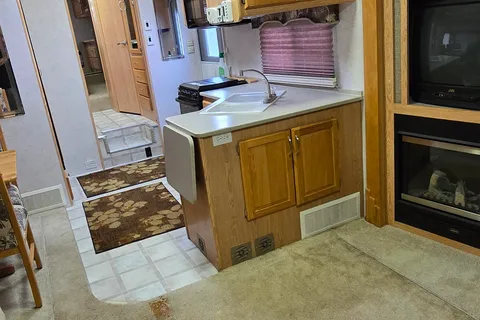 Joseph's Citation Supreme Fifth Wheel