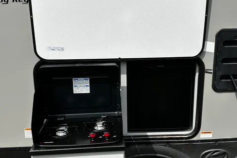 Jordan's Keystone Bullet 290BHS Travel Trailer