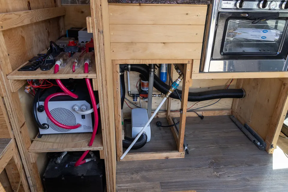 La Transition: Off-Grid Transit Camper | Starlink - Diesel Heat - 600W Solar | Squamish