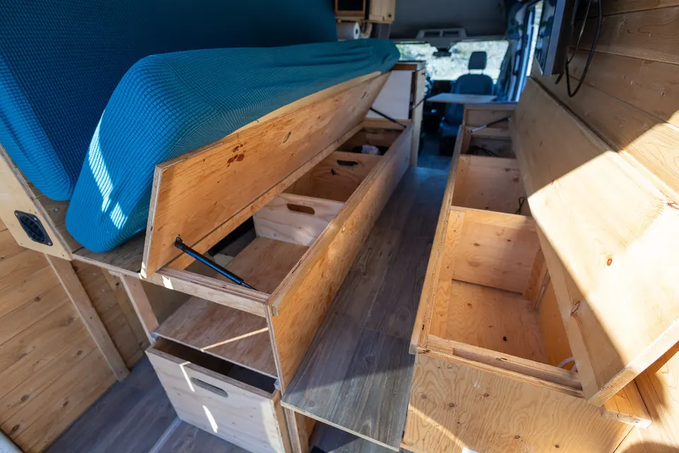 La Transition: Off-Grid Transit Camper | Starlink - Diesel Heat - 600W Solar | Squamish