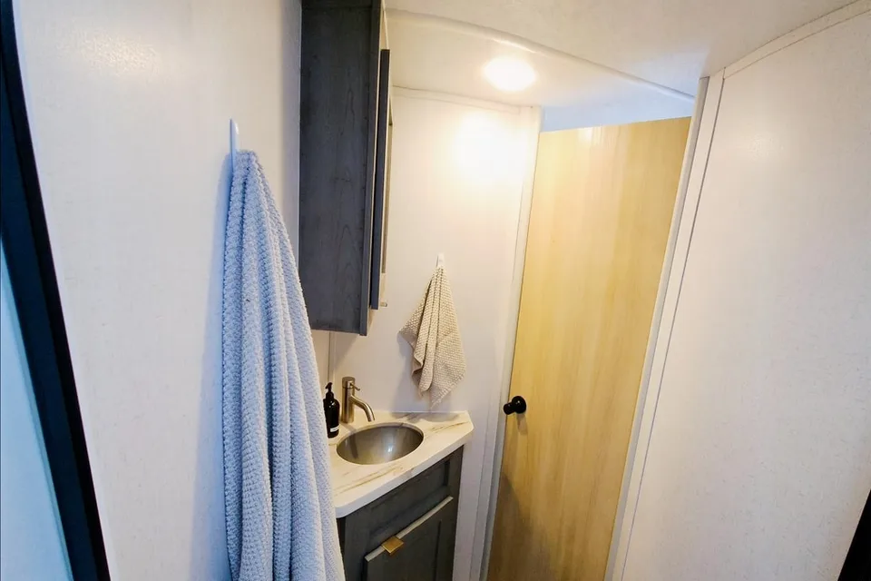 Family camper! Forest River Ozark 1650BHK Travel Trailer