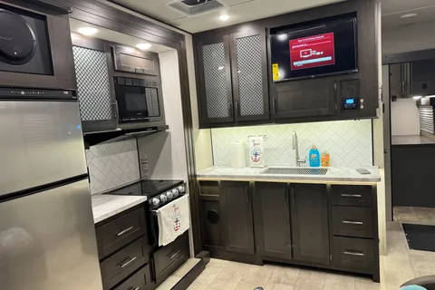 Summit2Coast Grand Design 25G Toy Hauler