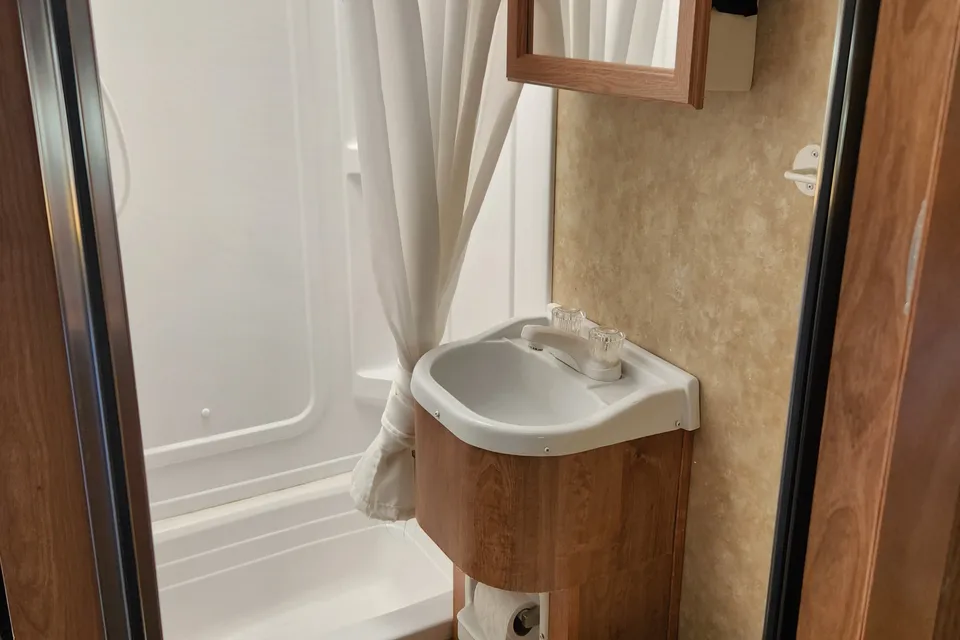 Coachmen Georgieboy Class C Mini