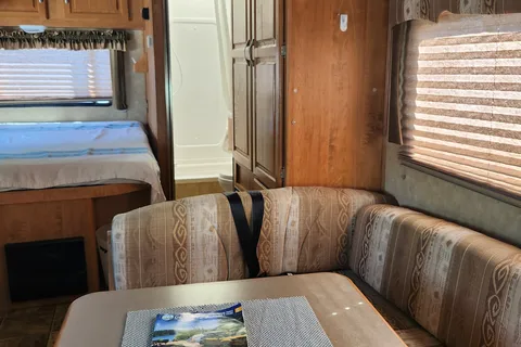 Coachmen Georgieboy Class C Mini
