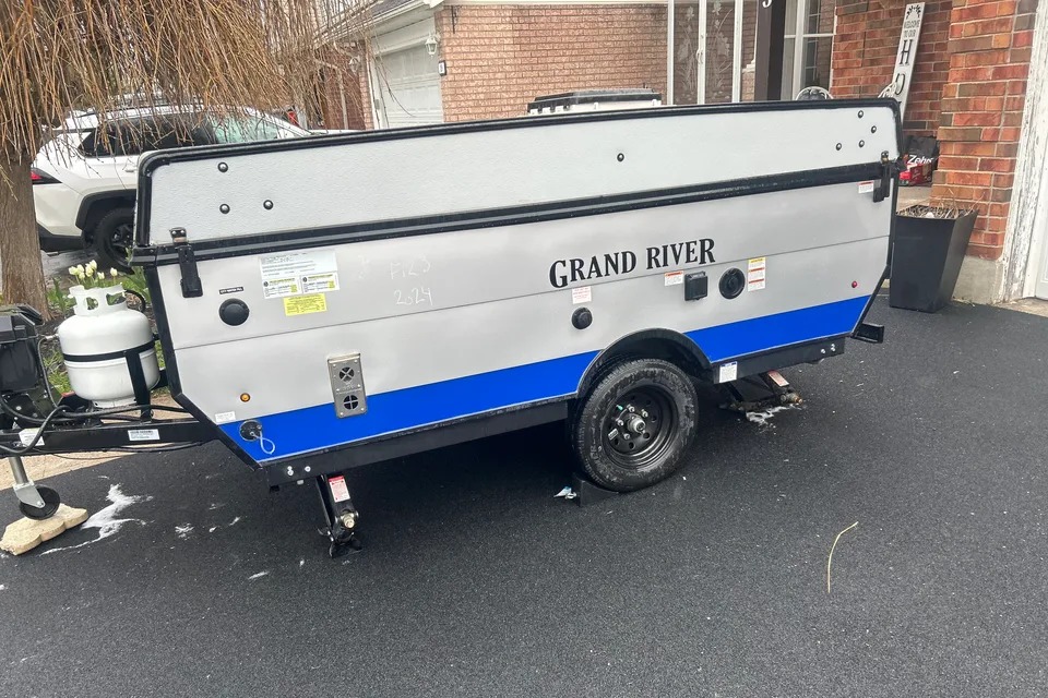 JOE's Forest River Grand river 8.5 Tent Trailer