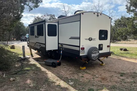 Home on the Road-Raidence 26BH Travel Trailer