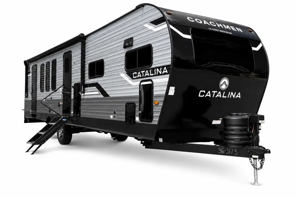 2025 Coachman Catalina Legacy Edition 333FKTS