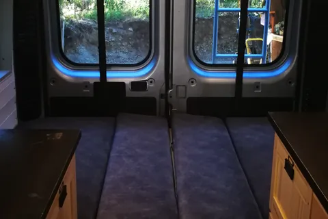 Luxury|Completely Off Grid|Full Kitchen/Bath|Awning|Bike Mount|2022 Build