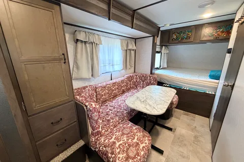 Faith’s Coleman Dutchman 1605FB Travel Trailer